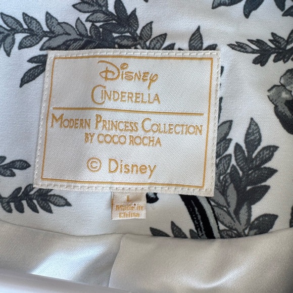 Disney Cinderella Modern Princess Collection by Coco Rocha Size L - Picture 9 of 11
